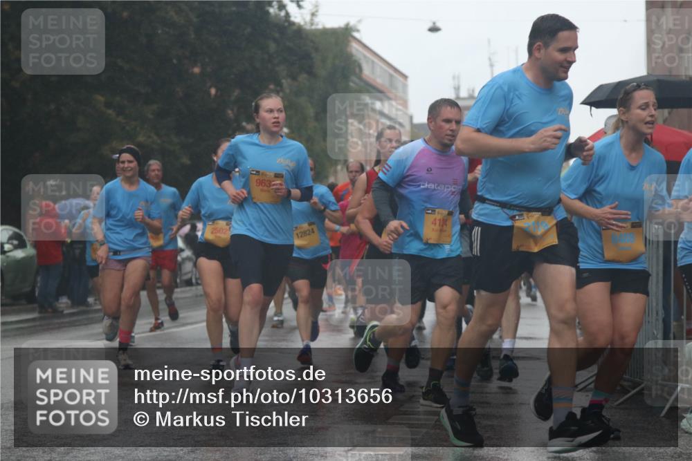 13.09.2026 - Kiel Lauf Markus Tischler http://msf.ph/oto/10313656 13.09.2026 10:41:13 Fleethörn 2502, 5, 39, 963, 75, 4, 12824, 4124 meine-sportfotos.de