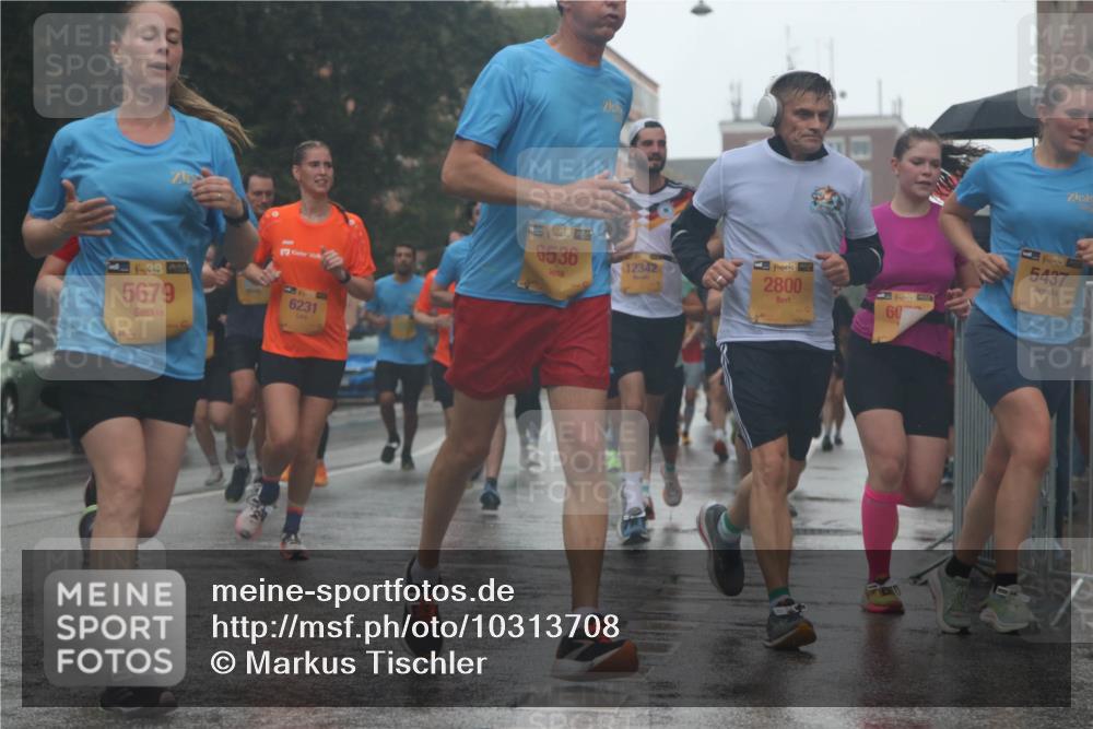 13.09.2026 - Kiel Lauf Markus Tischler http://msf.ph/oto/10313708 13.09.2026 10:41:19 Fleethörn 38, 6536, 38, 5679, 6231, 1, 33, 54, 39, 5437, 12342, 2800, 60 meine-sportfotos.de