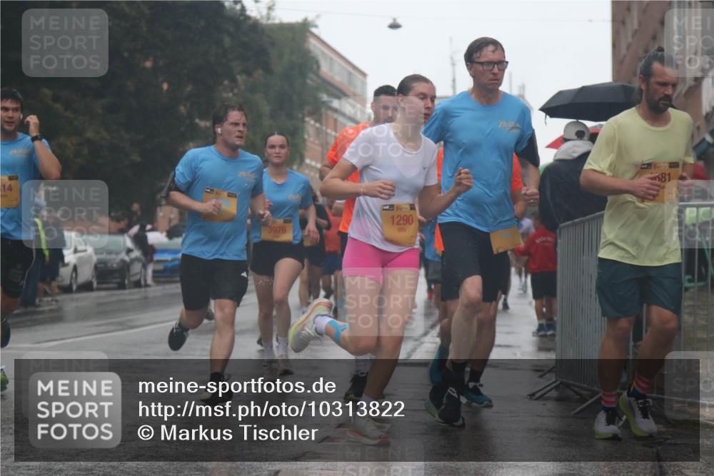 13.09.2026 - Kiel Lauf Markus Tischler http://msf.ph/oto/10313822 13.09.2026 10:41:31 Fleethörn 14, 3976, 1290, 14, 38, 81 meine-sportfotos.de