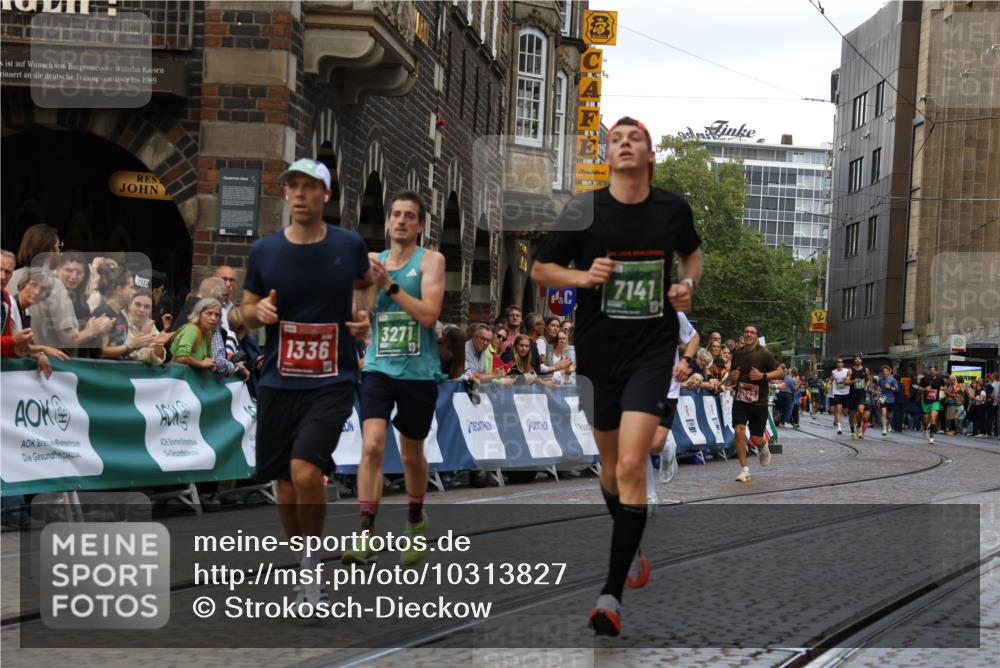 13.09.2026 - 21. swb-Marathon Bremen Strokosch-Dieckow http://msf.ph/oto/10313827 13.09.2026 13:05:28 Ziel 1336, 1822, 2297, 3196, 4025, 4729, 7102, 9273, 1301, 1562, 1879, 3242, 3271, 5199, 5725, 6579, 7141 meine-sportfotos.de