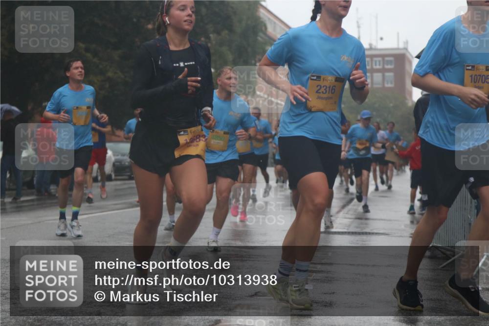 13.09.2026 - Kiel Lauf Markus Tischler http://msf.ph/oto/10313938 13.09.2026 10:41:49 Fleethörn 683, 4850, 1, 39, 2316, 38, 10705 meine-sportfotos.de