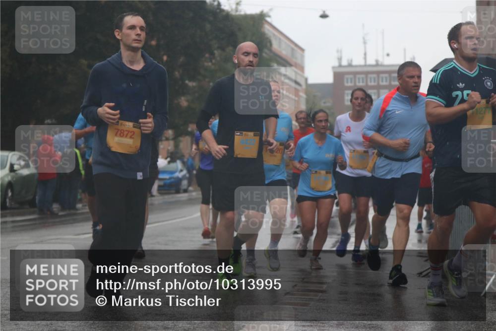 13.09.2026 - Kiel Lauf Markus Tischler http://msf.ph/oto/10313995 13.09.2026 10:41:58 Fleethörn 1, 39, 1, 39, 7872, 4422, 25, 1277 meine-sportfotos.de