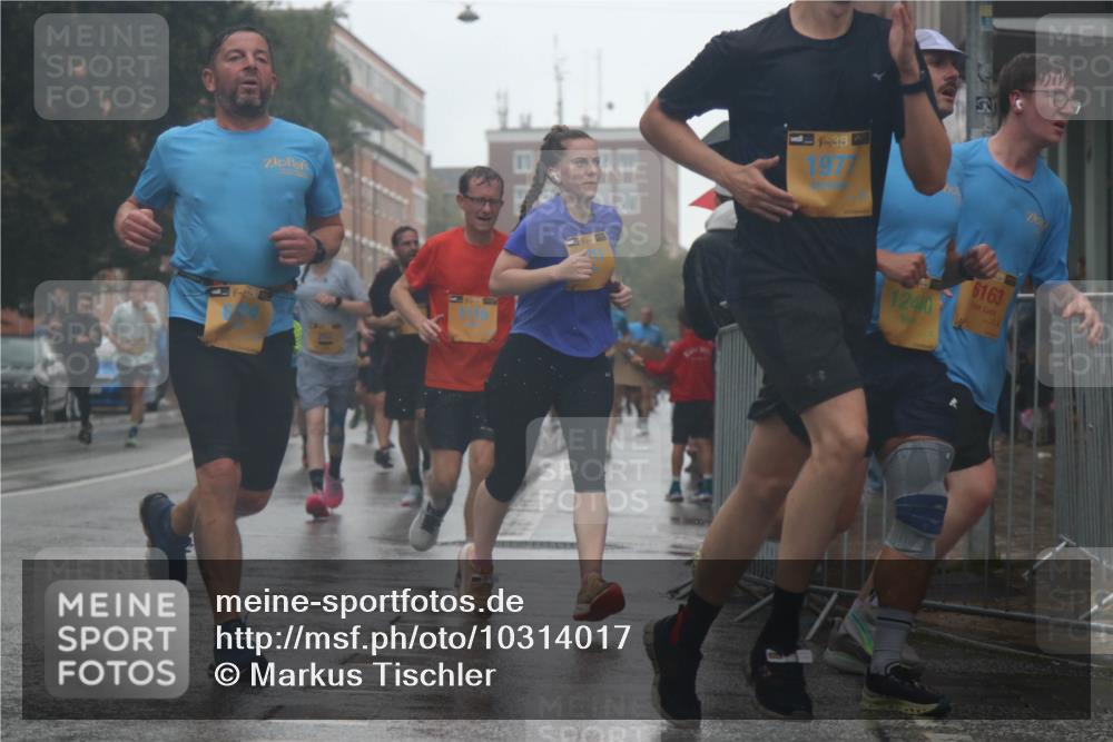 13.09.2026 - Kiel Lauf Markus Tischler http://msf.ph/oto/10314017 13.09.2026 10:42:00 Fleethörn 4, 38, 1977, 1240, 6163 meine-sportfotos.de