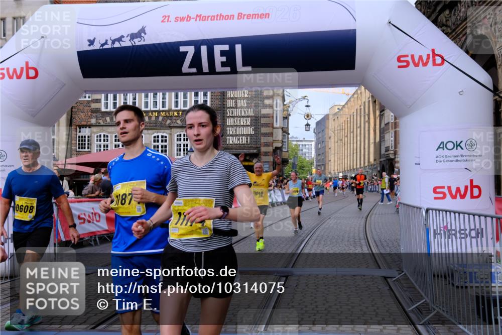 13.09.2026 - 21. swb-Marathon Bremen Tim E. http://msf.ph/oto/10314075 13.09.2026 10:54:59 Ziel 10410, 10589, 10608, 10704, 11039, 11040, 11174, 11389, 11569, 11874, 12038, 12519, 12800, 13526 meine-sportfotos.de