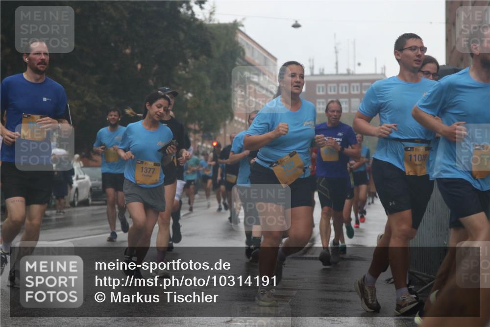 13.09.2026 - Kiel Lauf Markus Tischler http://msf.ph/oto/10314191 13.09.2026 10:42:19 Fleethörn 4, 39, 1377, 38, 39, 11019 meine-sportfotos.de