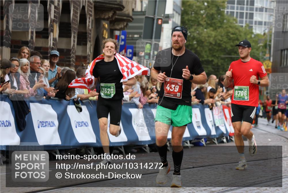 13.09.2026 - 21. swb-Marathon Bremen Strokosch-Dieckow http://msf.ph/oto/10314272 13.09.2026 13:05:46 Ziel 439, 3242, 3271, 3365, 4025, 5092, 5199, 5725, 6579, 7141, 9273, 1745, 3520, 4157, 4712, 5803, 6058, 7399, 8334, 8706, 8877, 8983, 9010, 9918 meine-sportfotos.de