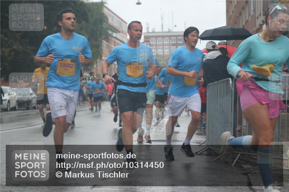 13.09.2026 - Kiel Lauf Markus Tischler http://msf.ph/oto/10314450 13.09.2026 10:42:46 Fleethörn 10082, 1, 39, 1181 meine-sportfotos.de