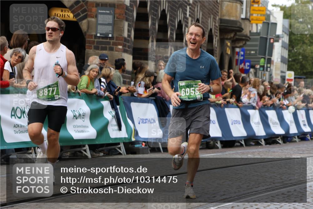 13.09.2026 - 21. swb-Marathon Bremen Strokosch-Dieckow http://msf.ph/oto/10314475 13.09.2026 13:05:53 Ziel 439, 1301, 1562, 1879, 3242, 3271, 5092, 5199, 5725, 6579, 7141, 681, 3297, 3466, 4614, 4712, 5803, 6686, 7399, 8334, 8877, 8983, 9429, 9918 meine-sportfotos.de