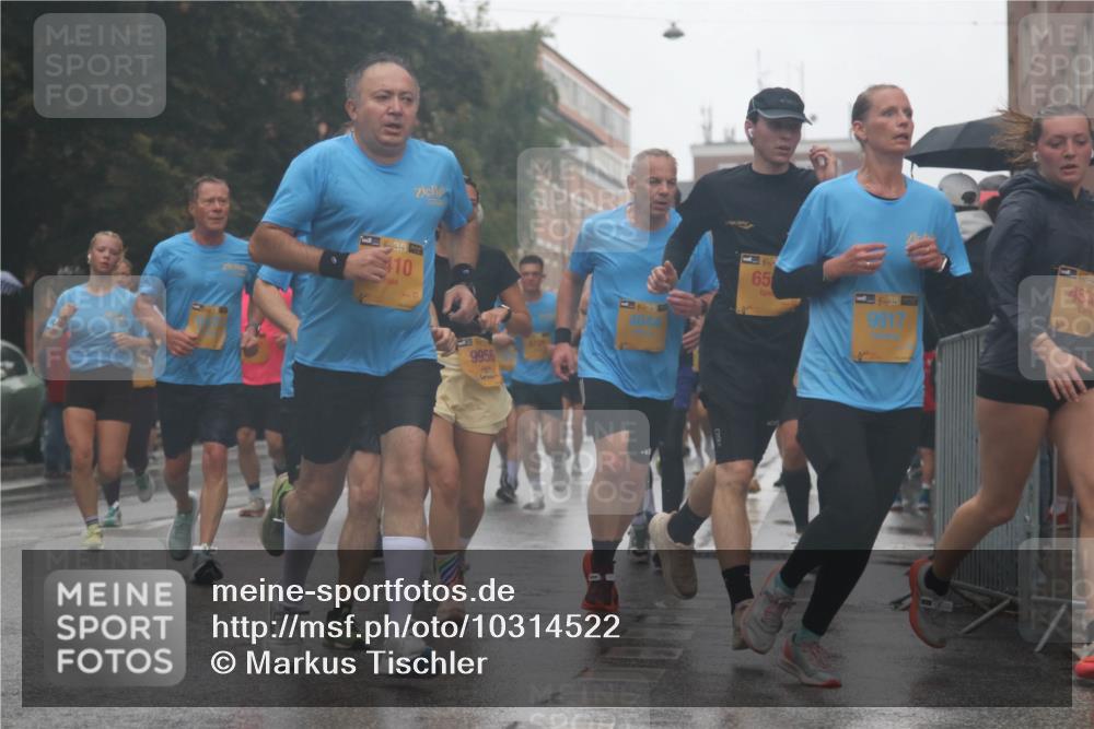 13.09.2026 - Kiel Lauf Markus Tischler http://msf.ph/oto/10314522 13.09.2026 10:42:56 Fleethörn 434, 10, 9956, 65, 9917 meine-sportfotos.de
