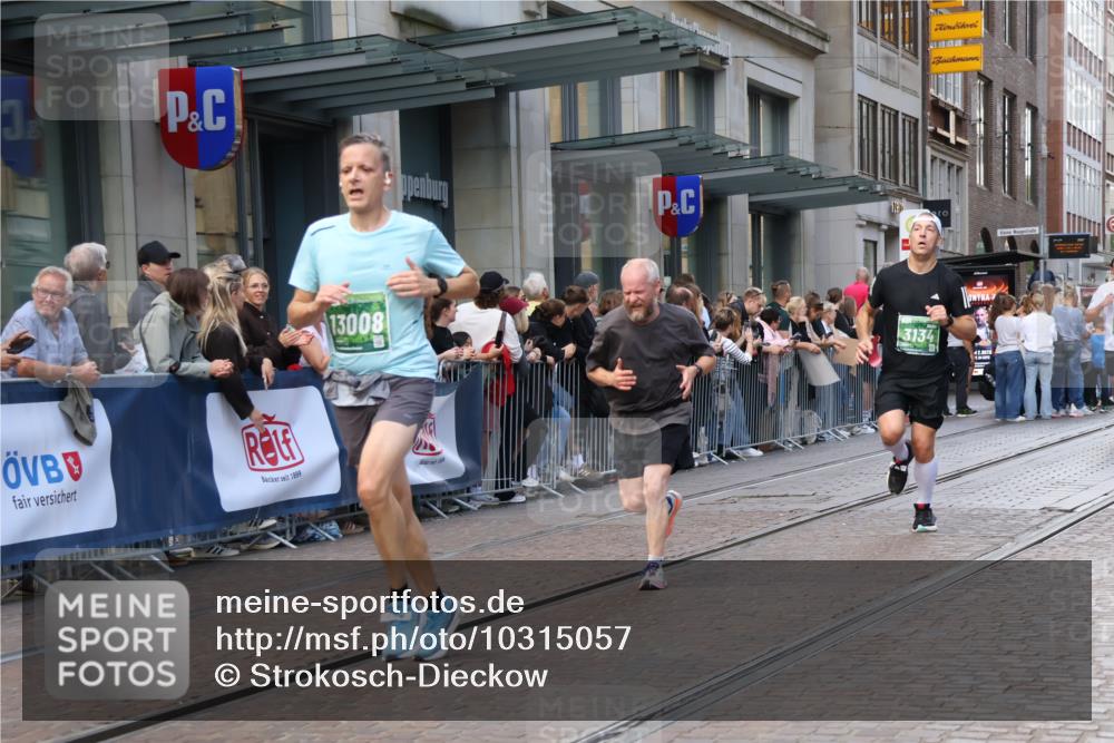 13.09.2026 - 21. swb-Marathon Bremen Strokosch-Dieckow http://msf.ph/oto/10315057 13.09.2026 13:15:55 Ziel 481, 663, 740, 755, 792, 1605, 2623, 3134, 3149, 4128, 5554, 5963, 6106, 6721, 6744, 7801, 8398, 8487, 9031, 9115, 13008, 13158, 145, 982, 1033, 1955, 2733, 3119, 3149, 3422, 3536, 3689, 3836, 3991, 4573, 4823, 5430, 5474, 5533, 5588, 5913, 6162, 6481, 6515, 7307, 7413, 9029, 9122, 9278, 9475, 9777, 13149, 13249 meine-sportfotos.de