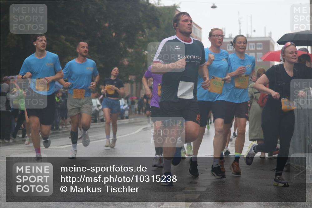 13.09.2026 - Kiel Lauf Markus Tischler http://msf.ph/oto/10315238 13.09.2026 10:44:16 Fleethörn 865, 12224, 39, 8520, 3422, 111 meine-sportfotos.de