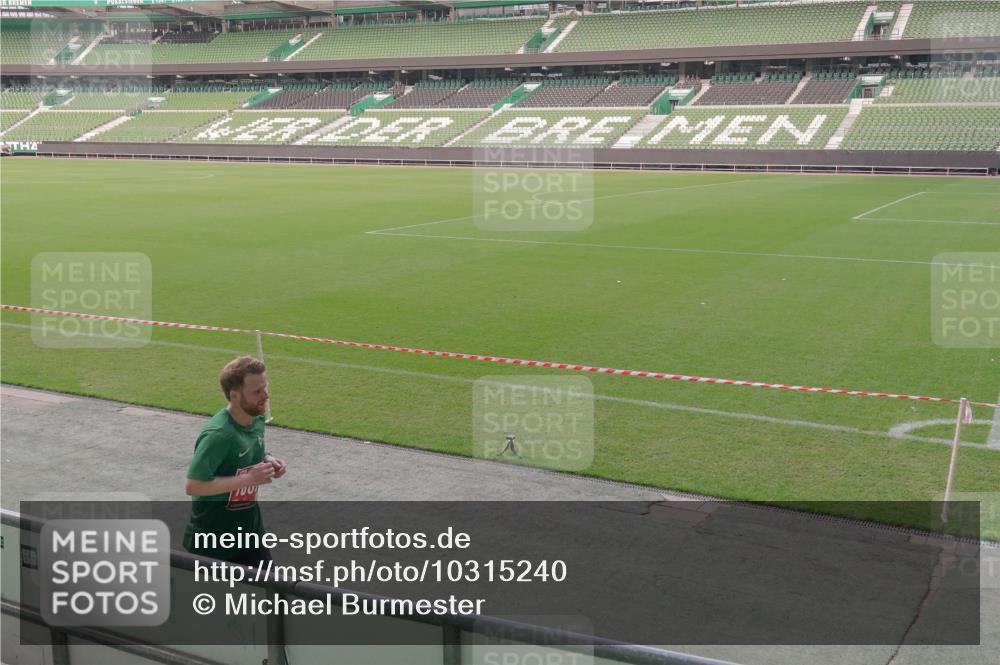 13.09.2026 - 21. swb-Marathon Bremen Michael Burmester http://msf.ph/oto/10315240 13.09.2026 12:49:47 Laufen im Stadion 469, 524, 572, 663, 670, 779, 826, 899, 1349, 1513, 1517, 1605, 1723, 1748, 1998, 2052, 2130, 2287, 2288, 2291, 2347, 2360, 2605, 2750, 2909, 3043, 3110, 3197, 3276, 3330, 3625, 3647, 3973, 4033, 4082, 4247, 4384, 4732, 4743, 4852, 4898, 4990, 5111, 5314, 5377, 5383, 5424, 5517, 5570, 5585, 5594, 5620, 5636, 5648, 6267, 6652, 6668, 6692, 6842, 6901, 6906, 6951, 7064, 7109, 7115, 7121, 7636, 7876, 8877, 9035, 9429, 13091 meine-sportfotos.de