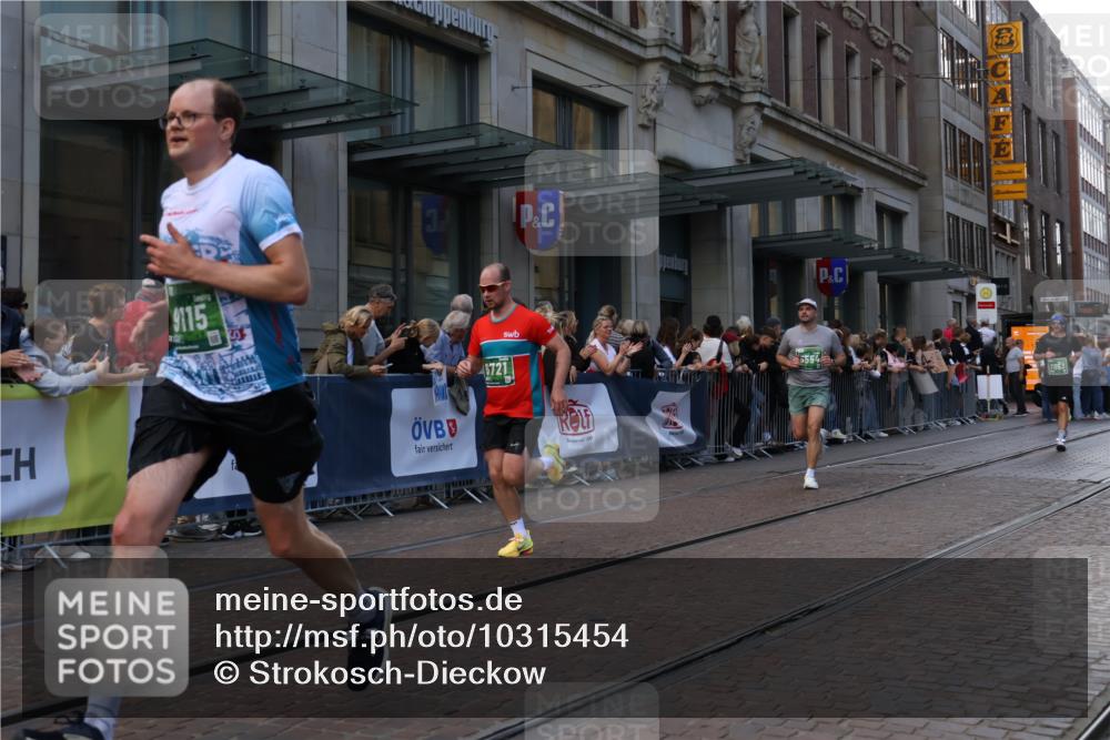 13.09.2026 - 21. swb-Marathon Bremen Strokosch-Dieckow http://msf.ph/oto/10315454 13.09.2026 13:16:03 Ziel 481, 663, 740, 755, 792, 1076, 1162, 1605, 2604, 3134, 5554, 5963, 6106, 6721, 6744, 7053, 7603, 7801, 8171, 8288, 8398, 9031, 9115, 13008, 145, 982, 1955, 2623, 2733, 3119, 3134, 3149, 3422, 3689, 3836, 3991, 4128, 4573, 4823, 5430, 5474, 5588, 5913, 6481, 7307, 7413, 8487, 9122, 9278, 13149, 13158, 13249 meine-sportfotos.de