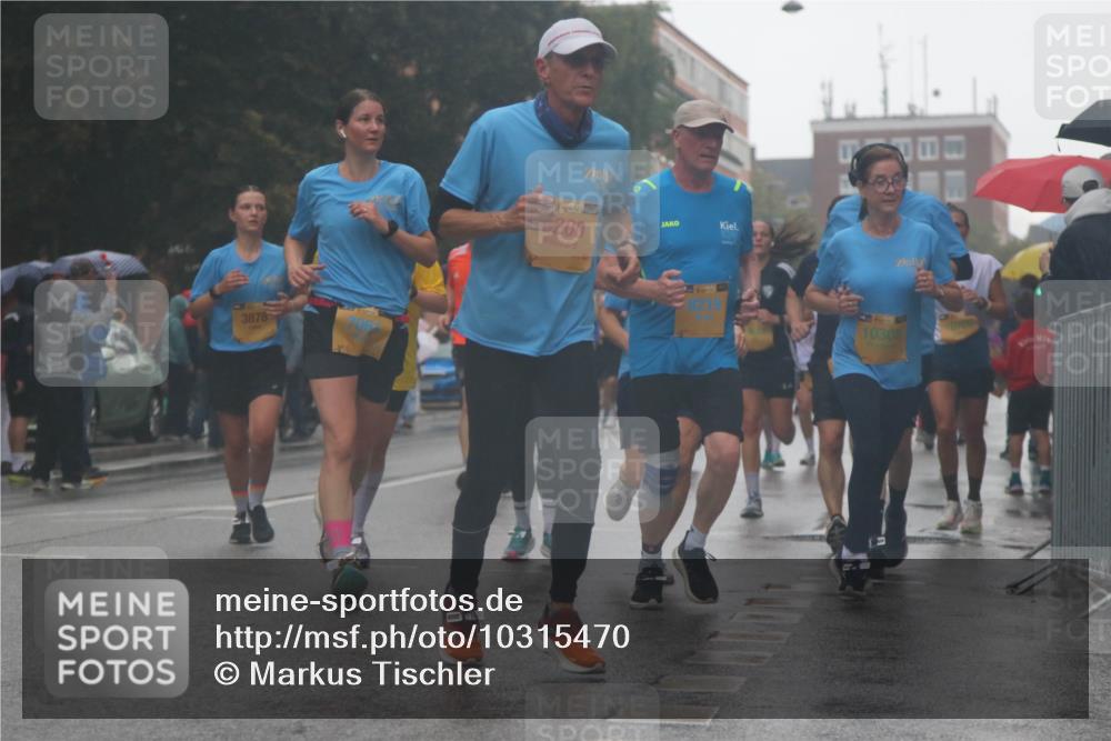 13.09.2026 - Kiel Lauf Markus Tischler http://msf.ph/oto/10315470 13.09.2026 10:44:41 Fleethörn 3878, 4, 38, 200, 3, 10305 meine-sportfotos.de