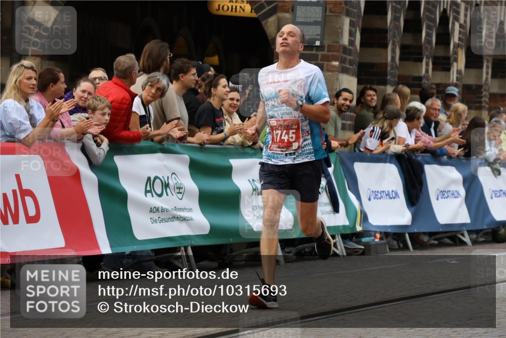 13.09.2026 - 21. swb-Marathon Bremen Strokosch-Dieckow http://msf.ph/oto/10315693 13.09.2026 13:06:15 Ziel 681, 1017, 1745, 2538, 3297, 3520, 4157, 4712, 5803, 6025, 6058, 7399, 8334, 8706, 8877, 8973, 8983, 9010, 9429, 9918, 474, 7590, 8621, 9934, 13148 meine-sportfotos.de