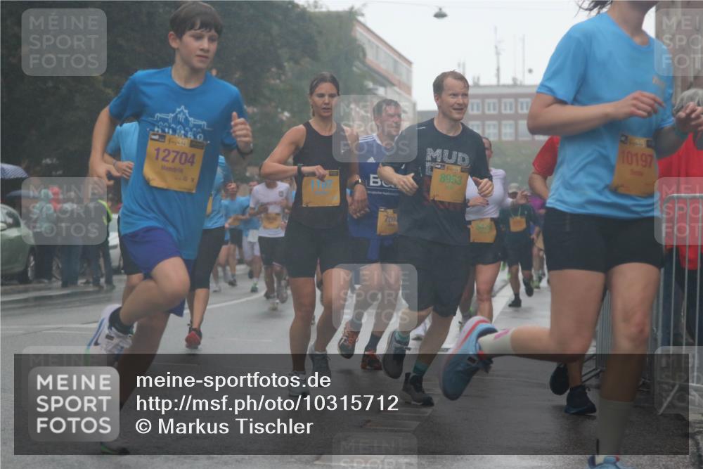 13.09.2026 - Kiel Lauf Markus Tischler http://msf.ph/oto/10315712 13.09.2026 10:45:03 Fleethörn 12704, 8953, 7289, 10197 meine-sportfotos.de