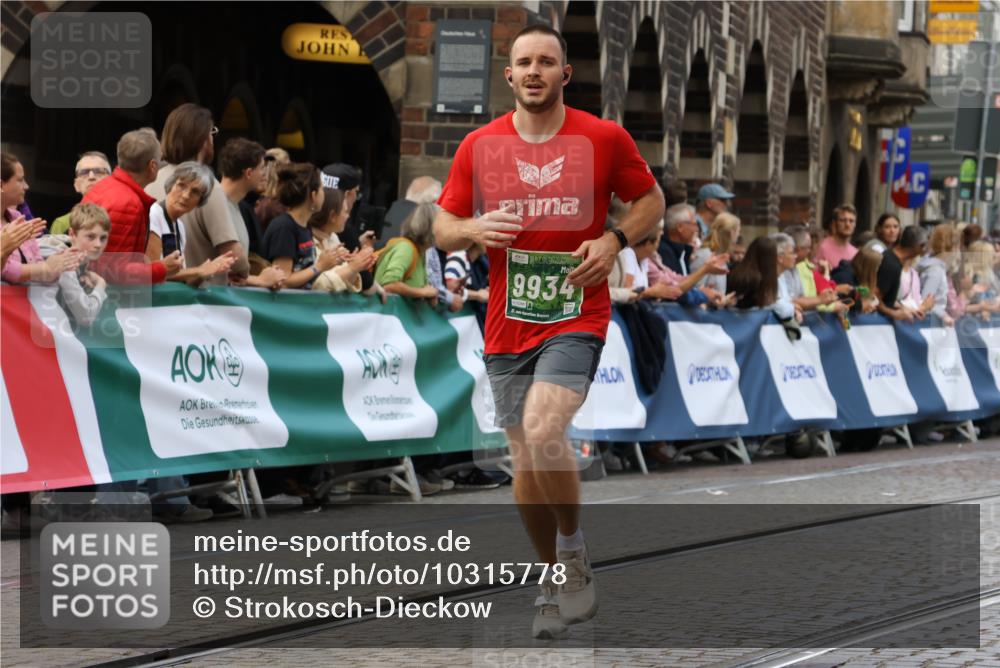 13.09.2026 - 21. swb-Marathon Bremen Strokosch-Dieckow http://msf.ph/oto/10315778 13.09.2026 13:06:16 Ziel 681, 1017, 1745, 2538, 3297, 3520, 4157, 4614, 4712, 5803, 6025, 6058, 7399, 8334, 8706, 8877, 8973, 8983, 9010, 9429, 9918, 474, 1921, 7590, 8621, 9934, 13148 meine-sportfotos.de