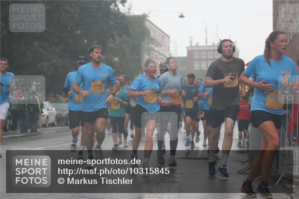 13.09.2026 - Kiel Lauf Markus Tischler http://msf.ph/oto/10315845 13.09.2026 10:45:18 Fleethörn 1, 39, 6940, 1, 39, 10115 meine-sportfotos.de