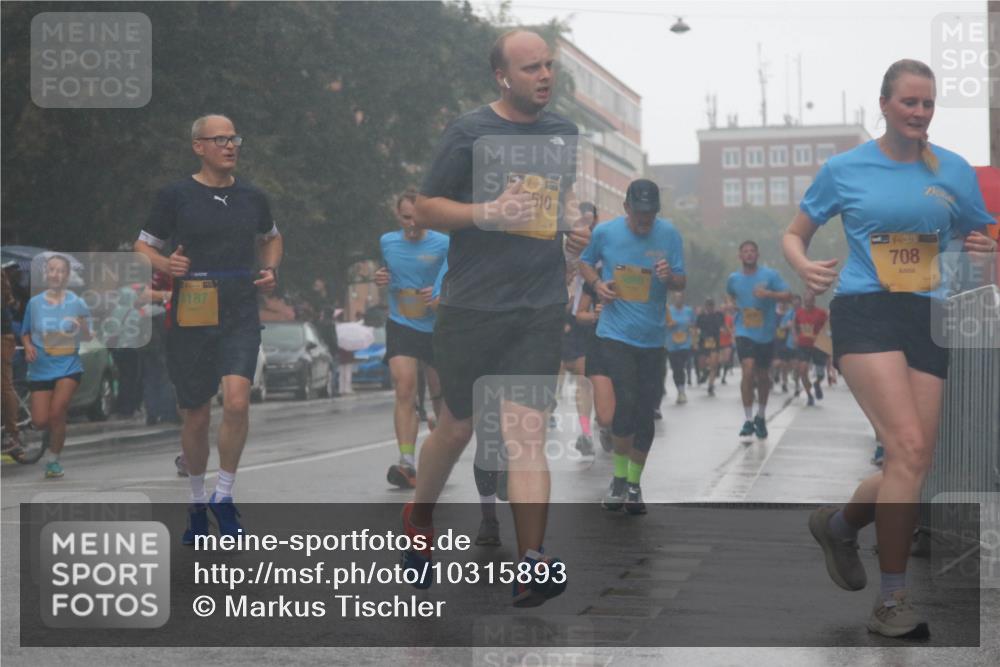 13.09.2026 - Kiel Lauf Markus Tischler http://msf.ph/oto/10315893 13.09.2026 10:45:22 Fleethörn 4187, 510, 708 meine-sportfotos.de