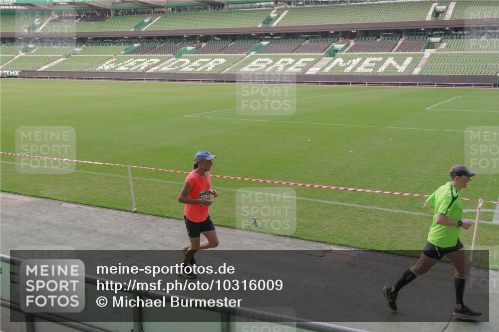 13.09.2026 - 21. swb-Marathon Bremen Michael Burmester http://msf.ph/oto/10316009 13.09.2026 12:50:53 Laufen im Stadion 335, 469, 663, 670, 771, 779, 1125, 1146, 1162, 1455, 1510, 1513, 1517, 1605, 1613, 1970, 1998, 2052, 2130, 2288, 2291, 2295, 2347, 2360, 2442, 2444, 2447, 2750, 2759, 2909, 3440, 3484, 3625, 3647, 3703, 3808, 3959, 4023, 4033, 4165, 4368, 4384, 4473, 4559, 4571, 4582, 4727, 4743, 4781, 4782, 4888, 4895, 5066, 5079, 5111, 5155, 5168, 5314, 5377, 5383, 5521, 5532, 5585, 5620, 5627, 5636, 5696, 6267, 6274, 6471, 6652, 6668, 6901, 6906, 7109, 7115, 7121, 8033, 8798 meine-sportfotos.de