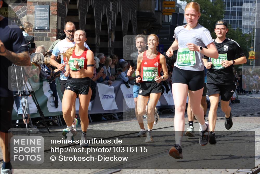 13.09.2026 - 21. swb-Marathon Bremen Strokosch-Dieckow http://msf.ph/oto/10316115 13.09.2026 13:24:31 Ziel 102, 776, 909, 1199, 1250, 2295, 2370, 2491, 2967, 3372, 4559, 5012, 5208, 5257, 5397, 5481, 5623, 5928, 6105, 6772, 7059, 7069, 7081, 8082, 8179, 8415, 9087, 9916, 13219, 282, 789, 790, 1516, 1582, 2280, 3375, 3524, 4198, 4277, 5328, 5664, 6626, 8636, 8881, 9541, 10069, 10071, 10097 meine-sportfotos.de