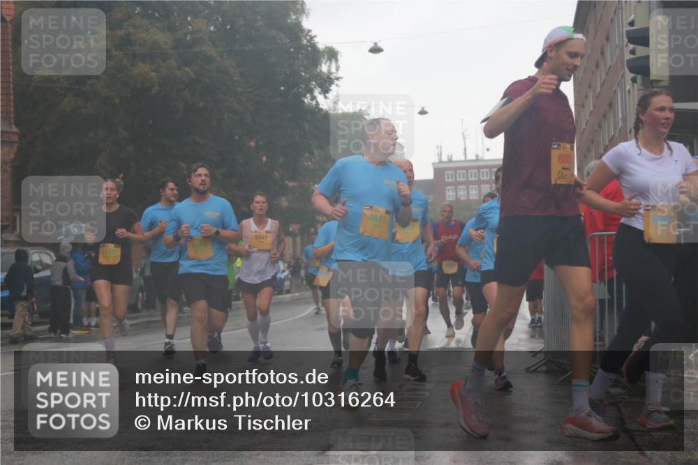 13.09.2026 - Kiel Lauf Markus Tischler http://msf.ph/oto/10316264 13.09.2026 10:46:17 Fleethörn 5447, 4511, 808 meine-sportfotos.de