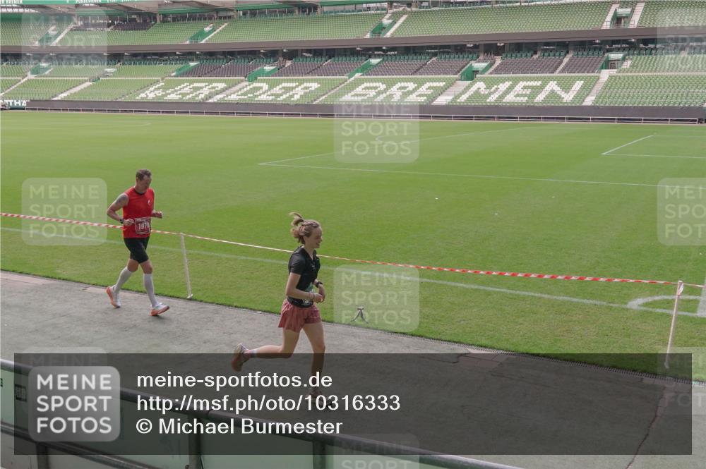 13.09.2026 - 21. swb-Marathon Bremen Michael Burmester http://msf.ph/oto/10316333 13.09.2026 12:51:28 Laufen im Stadion 235, 335, 469, 734, 771, 863, 1043, 1125, 1146, 1162, 1232, 1455, 1492, 1510, 1513, 1613, 1955, 1970, 1998, 2008, 2130, 2291, 2295, 2360, 2442, 2444, 2447, 2759, 2847, 3440, 3484, 3566, 3647, 3703, 3808, 3830, 3899, 3959, 3988, 4023, 4165, 4368, 4429, 4473, 4475, 4559, 4571, 4573, 4582, 4727, 4781, 4782, 4888, 4895, 5066, 5079, 5152, 5155, 5168, 5314, 5379, 5521, 5532, 5620, 5627, 5636, 5696, 6267, 6274, 6471, 6668, 6901, 8033, 8798 meine-sportfotos.de