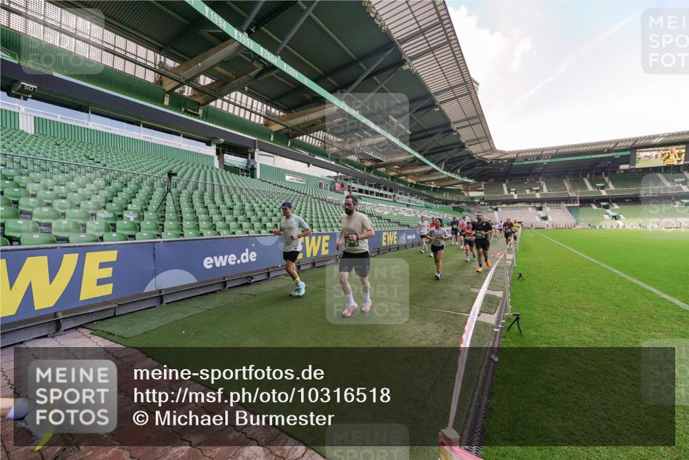 13.09.2026 - 21. swb-Marathon Bremen Michael Burmester http://msf.ph/oto/10316518 13.09.2026 13:13:29 Laufen im Stadion 118, 183, 270, 278, 349, 460, 514, 576, 600, 631, 695, 702, 933, 950, 1005, 1143, 1286, 1334, 1392, 1408, 1426, 1573, 1596, 1641, 1991, 2005, 2024, 2035, 2079, 2233, 2264, 2336, 2377, 2387, 2398, 2412, 2439, 2457, 2461, 2478, 2505, 2521, 2540, 2564, 2612, 2665, 2684, 2693, 2765, 2773, 2792, 2815, 2816, 2860, 2884, 2887, 2895, 2921, 2963, 2966, 2972, 2975, 3016, 3111, 3143, 3155, 3209, 3253, 3277, 3293, 3304, 3308, 3313, 3378, 3405, 3428, 3434, 3653, 3661, 549 meine-sportfotos.de