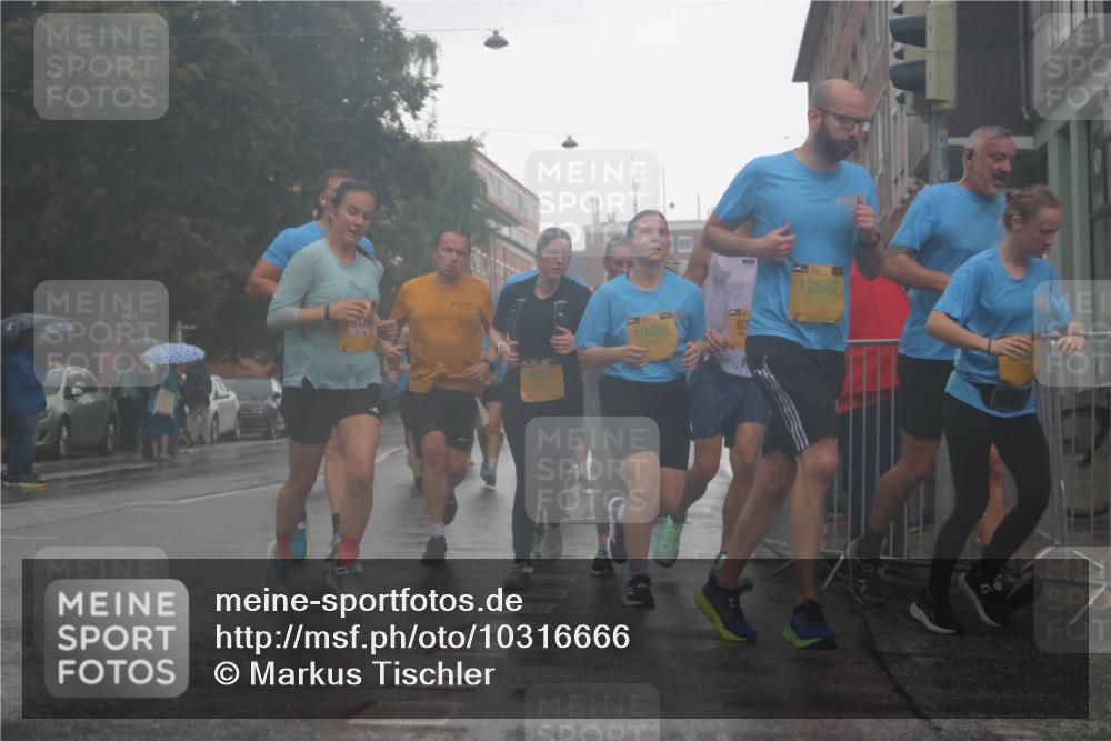 13.09.2026 - Kiel Lauf Markus Tischler http://msf.ph/oto/10316666 13.09.2026 10:46:54 Fleethörn 1, 30, 12582, 8271, 10481, 83 meine-sportfotos.de