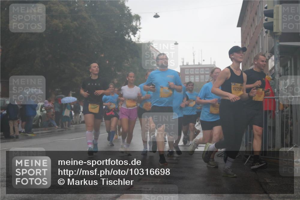 13.09.2026 - Kiel Lauf Markus Tischler http://msf.ph/oto/10316698 13.09.2026 10:46:58 Fleethörn 8032, 11475, 12759, 4815 meine-sportfotos.de