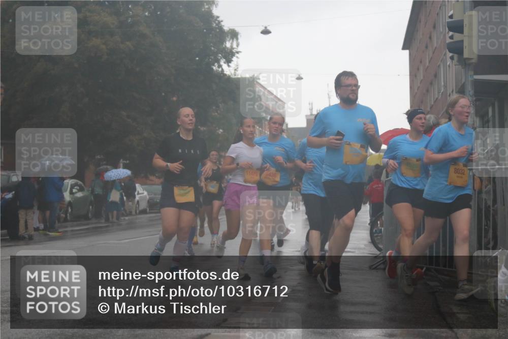13.09.2026 - Kiel Lauf Markus Tischler http://msf.ph/oto/10316712 13.09.2026 10:46:59 Fleethörn 11475, 9436, 8032 meine-sportfotos.de