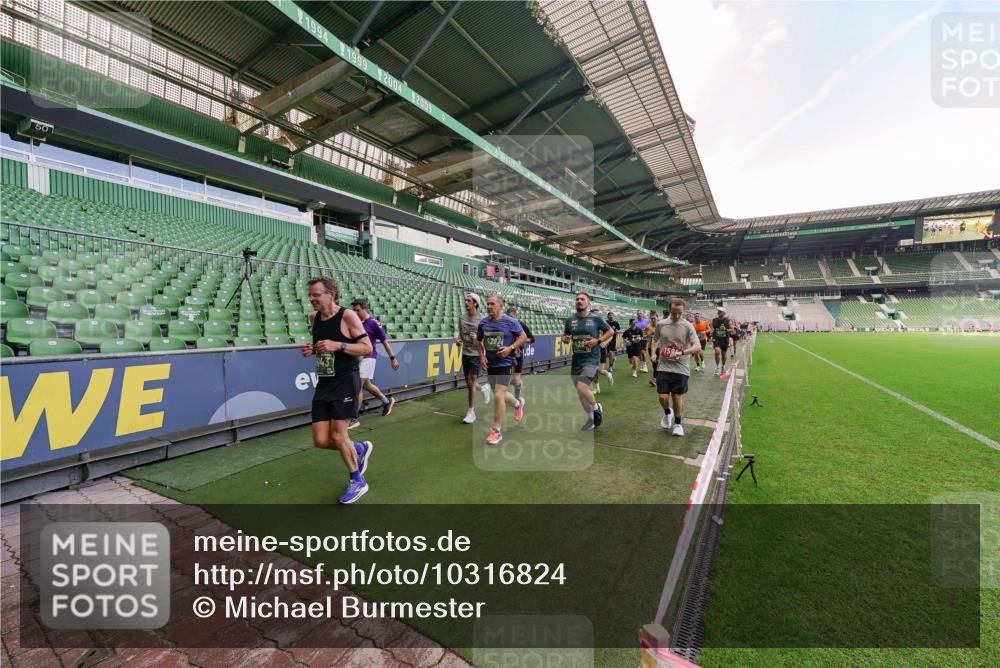 13.09.2026 - 21. swb-Marathon Bremen Michael Burmester http://msf.ph/oto/10316824 13.09.2026 13:13:58 Laufen im Stadion 183, 270, 278, 349, 460, 514, 576, 600, 631, 695, 702, 768, 933, 950, 956, 1005, 1008, 1143, 1286, 1392, 1408, 1426, 1573, 1596, 1641, 1818, 1819, 1991, 2005, 2024, 2035, 2079, 2233, 2264, 2314, 2387, 2412, 2439, 2457, 2461, 2478, 2494, 2505, 2521, 2540, 2564, 2612, 2665, 2684, 2693, 2765, 2773, 2792, 2816, 2829, 2838, 2860, 2884, 2887, 2895, 2921, 2963, 2972, 2975, 2978, 3016, 3111, 3209, 3253, 3277, 3293, 3304, 3313, 3378, 3405, 3428, 3434, 3653, 3661, 4080 meine-sportfotos.de