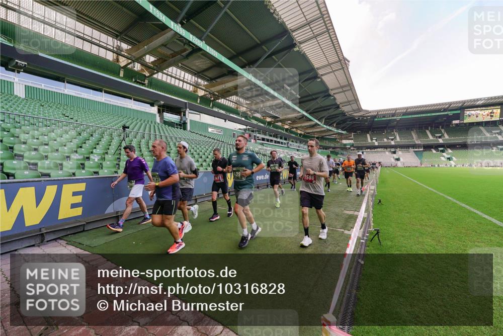 13.09.2026 - 21. swb-Marathon Bremen Michael Burmester http://msf.ph/oto/10316828 13.09.2026 13:13:59 Laufen im Stadion 183, 270, 278, 349, 460, 576, 600, 631, 695, 702, 768, 933, 950, 956, 1005, 1008, 1143, 1286, 1392, 1408, 1426, 1573, 1596, 1641, 1818, 1819, 1991, 2005, 2024, 2035, 2079, 2233, 2264, 2314, 2387, 2412, 2439, 2457, 2461, 2478, 2494, 2505, 2521, 2540, 2564, 2612, 2665, 2684, 2693, 2765, 2773, 2792, 2816, 2829, 2838, 2860, 2884, 2887, 2895, 2921, 2963, 2972, 2975, 2978, 3016, 3111, 3209, 3253, 3277, 3293, 3304, 3313, 3378, 3405, 3428, 3434, 3653, 3661, 4080 meine-sportfotos.de