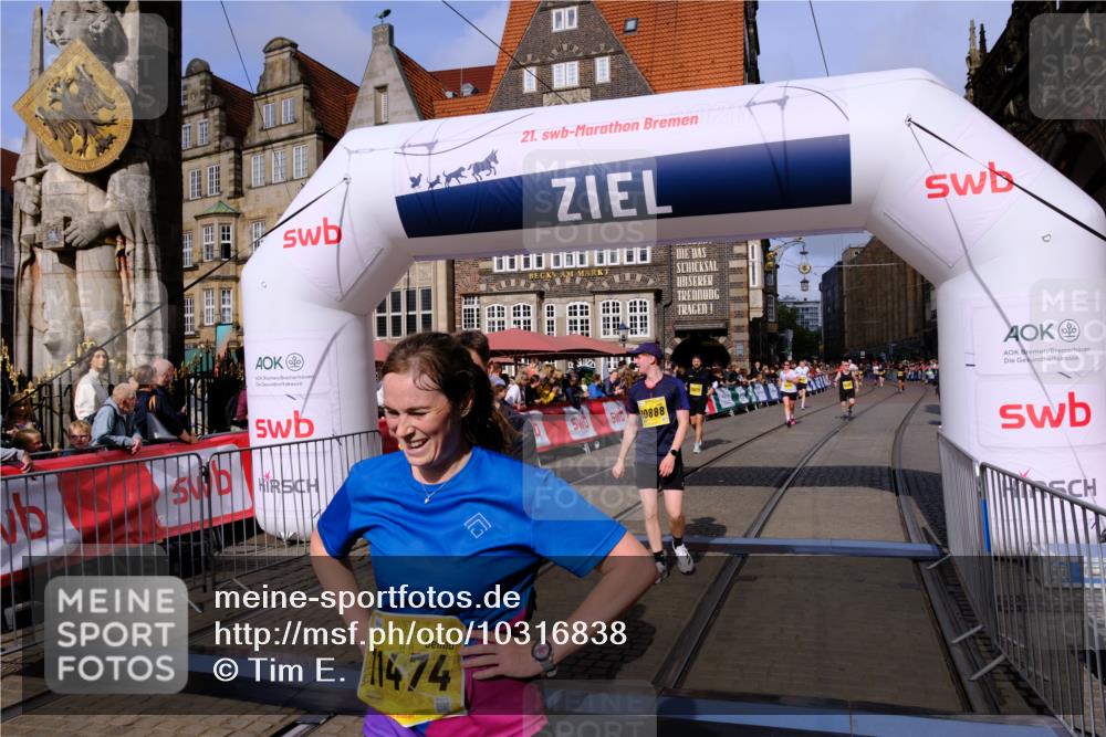 13.09.2026 - 21. swb-Marathon Bremen Tim E. http://msf.ph/oto/10316838 13.09.2026 10:57:00 Ziel 10240, 10372, 10486, 10540, 10721, 10771, 10824, 10888, 10936, 11064, 11069, 11349, 11407, 11474, 11601, 11872, 11911, 11996, 12284, 12434, 12543 meine-sportfotos.de