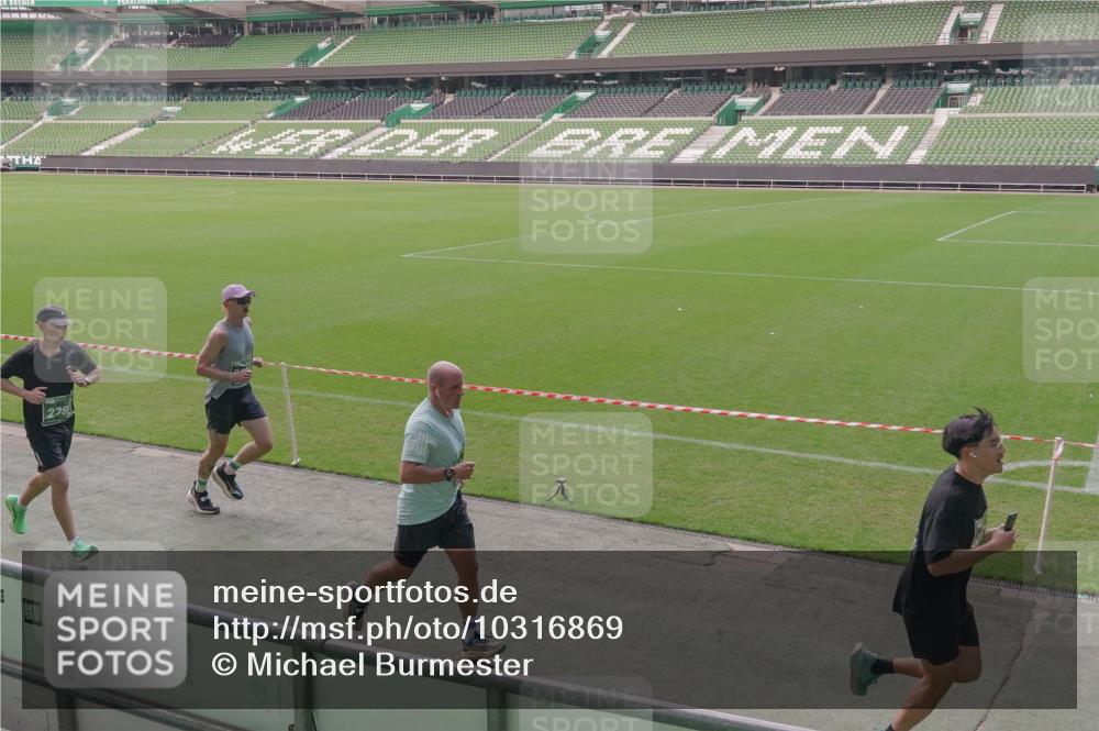 13.09.2026 - 21. swb-Marathon Bremen Michael Burmester http://msf.ph/oto/10316869 13.09.2026 12:51:58 Laufen im Stadion 107, 235, 335, 683, 734, 771, 792, 863, 1033, 1043, 1125, 1146, 1162, 1232, 1252, 1297, 1455, 1492, 1510, 1542, 1613, 1646, 1955, 1970, 2007, 2008, 2043, 2203, 2295, 2442, 2444, 2447, 2480, 2498, 2759, 2767, 2847, 3085, 3149, 3336, 3440, 3448, 3484, 3566, 3703, 3808, 3830, 3899, 3959, 3988, 4023, 4165, 4283, 4368, 4429, 4473, 4475, 4559, 4571, 4573, 4582, 4605, 4727, 4781, 4782, 4888, 4895, 5066, 5079, 5152, 5155, 5168, 5379, 5521, 5532, 5627, 5696, 6274, 6471, 8033, 8798 meine-sportfotos.de