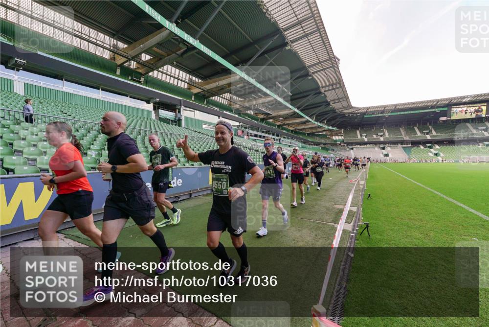13.09.2026 - 21. swb-Marathon Bremen Michael Burmester http://msf.ph/oto/10317036 13.09.2026 13:14:15 Laufen im Stadion 183, 270, 278, 300, 349, 414, 460, 576, 600, 631, 695, 702, 768, 933, 950, 956, 1005, 1008, 1047, 1143, 1392, 1408, 1426, 1573, 1596, 1641, 1818, 1819, 1991, 2024, 2035, 2079, 2233, 2314, 2387, 2412, 2439, 2457, 2461, 2478, 2494, 2521, 2540, 2564, 2612, 2665, 2684, 2690, 2691, 2693, 2737, 2773, 2792, 2816, 2829, 2838, 2861, 2865, 2884, 2887, 2921, 2972, 2978, 3016, 3111, 3209, 3253, 3277, 3293, 3304, 3313, 3355, 3378, 3405, 3428, 3653, 3661, 3680, 4034, 4080, 4306, 703 meine-sportfotos.de