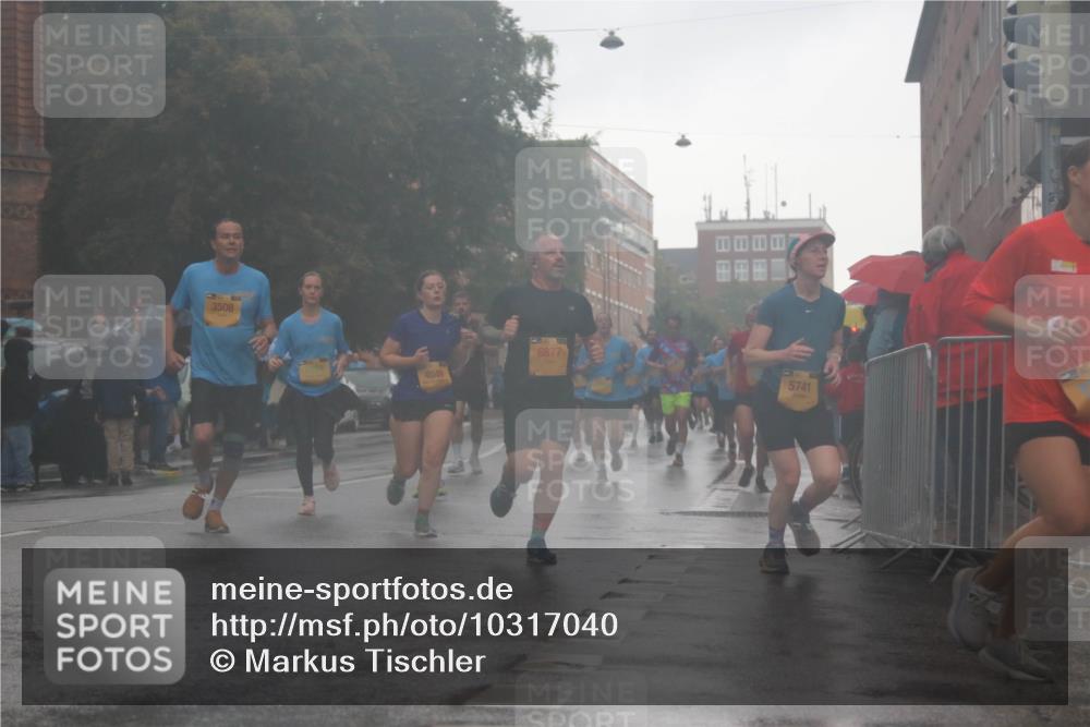 13.09.2026 - Kiel Lauf Markus Tischler http://msf.ph/oto/10317040 13.09.2026 10:47:32 Fleethörn 3508, 4049, 6877, 5741 meine-sportfotos.de
