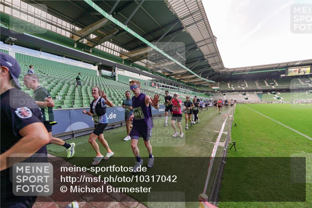 13.09.2026 - 21. swb-Marathon Bremen Michael Burmester http://msf.ph/oto/10317042 13.09.2026 13:14:16 Laufen im Stadion 183, 270, 278, 300, 349, 414, 460, 576, 600, 631, 695, 702, 768, 933, 950, 956, 1005, 1008, 1047, 1143, 1392, 1408, 1426, 1573, 1596, 1641, 1818, 1819, 1991, 2024, 2035, 2079, 2233, 2314, 2387, 2412, 2439, 2457, 2461, 2478, 2494, 2521, 2540, 2564, 2612, 2665, 2690, 2691, 2693, 2737, 2773, 2792, 2816, 2829, 2838, 2861, 2865, 2884, 2887, 2921, 2972, 2978, 3016, 3111, 3209, 3253, 3277, 3293, 3304, 3313, 3355, 3378, 3405, 3428, 3653, 3661, 3680, 4034, 4080, 4306, 703 meine-sportfotos.de
