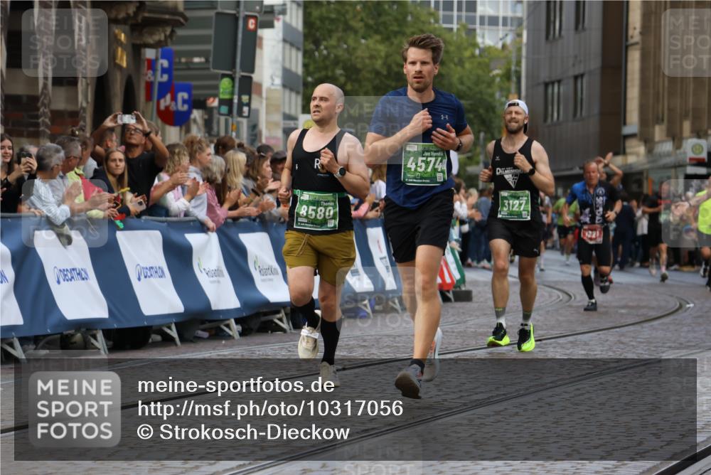 13.09.2026 - 21. swb-Marathon Bremen Strokosch-Dieckow http://msf.ph/oto/10317056 13.09.2026 13:06:45 Ziel 474, 1770, 1901, 1921, 2832, 7590, 8621, 9934, 13148, 521, 749, 3127, 4574, 6784, 8580, 8888, 9708 meine-sportfotos.de