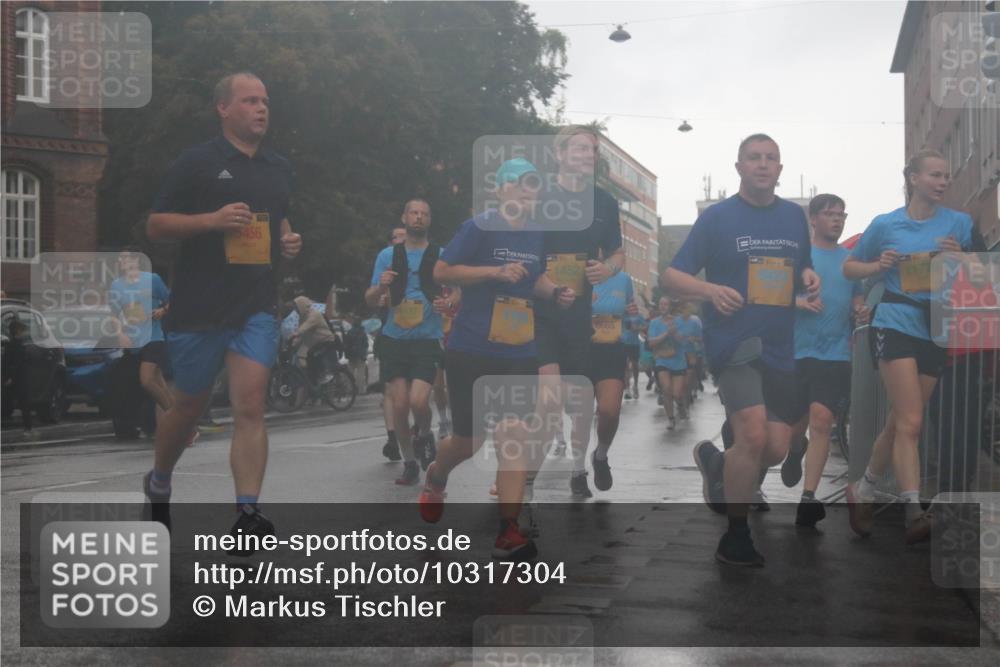 13.09.2026 - Kiel Lauf Markus Tischler http://msf.ph/oto/10317304 13.09.2026 10:47:54 Fleethörn 5456, 1, 38 meine-sportfotos.de