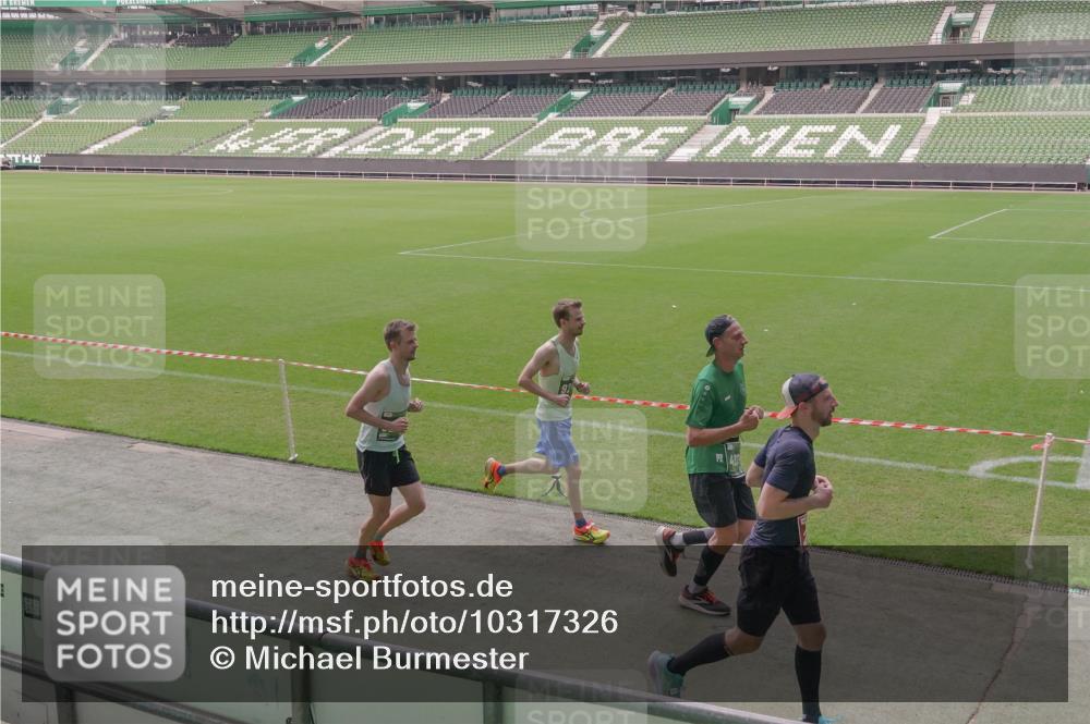 13.09.2026 - 21. swb-Marathon Bremen Michael Burmester http://msf.ph/oto/10317326 13.09.2026 12:52:33 Laufen im Stadion 102, 107, 145, 235, 683, 734, 755, 792, 863, 985, 987, 1033, 1043, 1056, 1125, 1146, 1162, 1232, 1252, 1297, 1445, 1455, 1492, 1528, 1542, 1646, 1664, 1704, 1955, 2007, 2008, 2043, 2203, 2350, 2447, 2480, 2498, 2759, 2767, 2820, 2847, 2858, 3085, 3149, 3236, 3336, 3362, 3440, 3448, 3566, 3703, 3830, 3899, 3988, 4165, 4283, 4429, 4475, 4571, 4573, 4582, 4605, 4727, 4781, 4782, 4895, 5079, 5152, 5168, 5379, 5521, 6274, 8798 meine-sportfotos.de