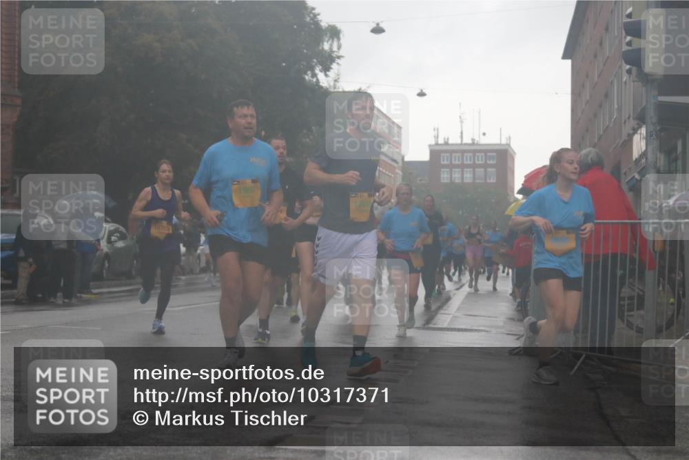 13.09.2026 - Kiel Lauf Markus Tischler http://msf.ph/oto/10317371 13.09.2026 10:48:00 Fleethörn 10703, 1980 meine-sportfotos.de
