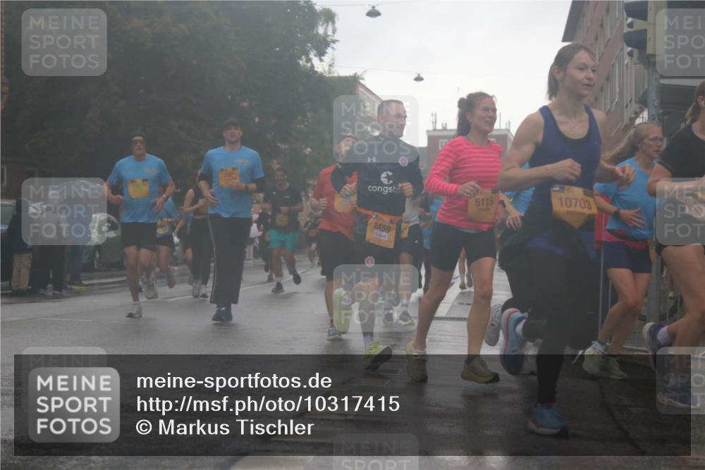 13.09.2026 - Kiel Lauf Markus Tischler http://msf.ph/oto/10317415 13.09.2026 10:48:02 Fleethörn 702, 8459, 5115, 10703 meine-sportfotos.de