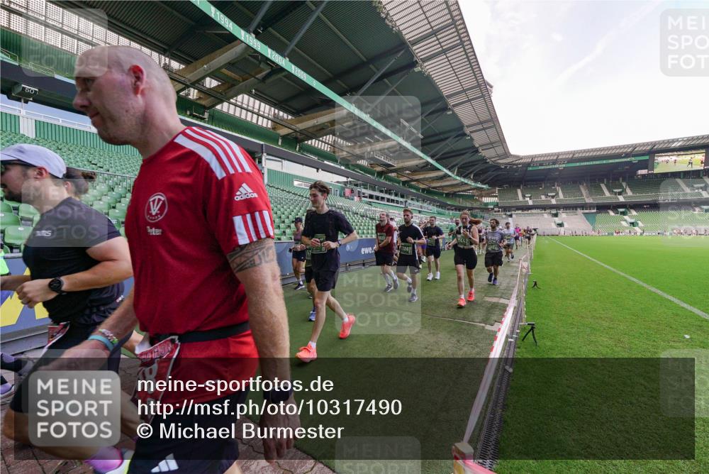 13.09.2026 - 21. swb-Marathon Bremen Michael Burmester http://msf.ph/oto/10317490 13.09.2026 13:15:00 Laufen im Stadion 143, 263, 266, 300, 414, 460, 631, 768, 956, 1008, 1047, 1392, 1408, 1573, 1596, 1818, 1819, 1874, 2024, 2035, 2079, 2233, 2235, 2314, 2359, 2385, 2386, 2387, 2412, 2457, 2466, 2484, 2494, 2521, 2540, 2564, 2667, 2690, 2691, 2693, 2737, 2760, 2783, 2829, 2838, 2859, 2861, 2865, 2874, 2887, 2958, 2978, 3075, 3111, 3157, 3165, 3185, 3209, 3265, 3304, 3355, 3378, 3382, 3405, 3428, 3653, 3661, 3670, 3680, 3829, 4034, 4080, 4306, 703 meine-sportfotos.de