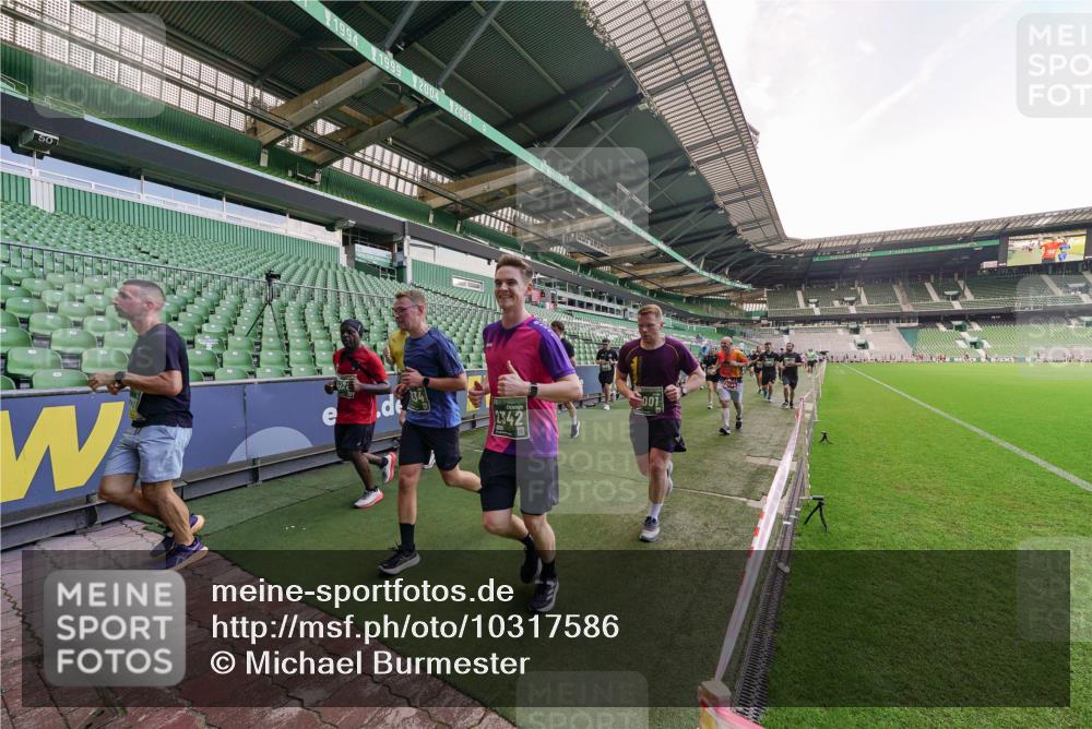 13.09.2026 - 21. swb-Marathon Bremen Michael Burmester http://msf.ph/oto/10317586 13.09.2026 13:15:08 Laufen im Stadion 143, 263, 266, 300, 414, 460, 598, 631, 768, 956, 1008, 1047, 1392, 1408, 1573, 1818, 1819, 1874, 2013, 2024, 2035, 2218, 2233, 2235, 2314, 2359, 2385, 2386, 2387, 2412, 2457, 2466, 2468, 2484, 2494, 2521, 2540, 2564, 2667, 2690, 2691, 2693, 2737, 2760, 2783, 2829, 2838, 2859, 2861, 2865, 2874, 2887, 2958, 2978, 3001, 3075, 3111, 3157, 3165, 3185, 3209, 3237, 3265, 3304, 3355, 3378, 3382, 3405, 3428, 3486, 3653, 3661, 3670, 3680, 3829, 4034, 4080, 4306, 703 meine-sportfotos.de