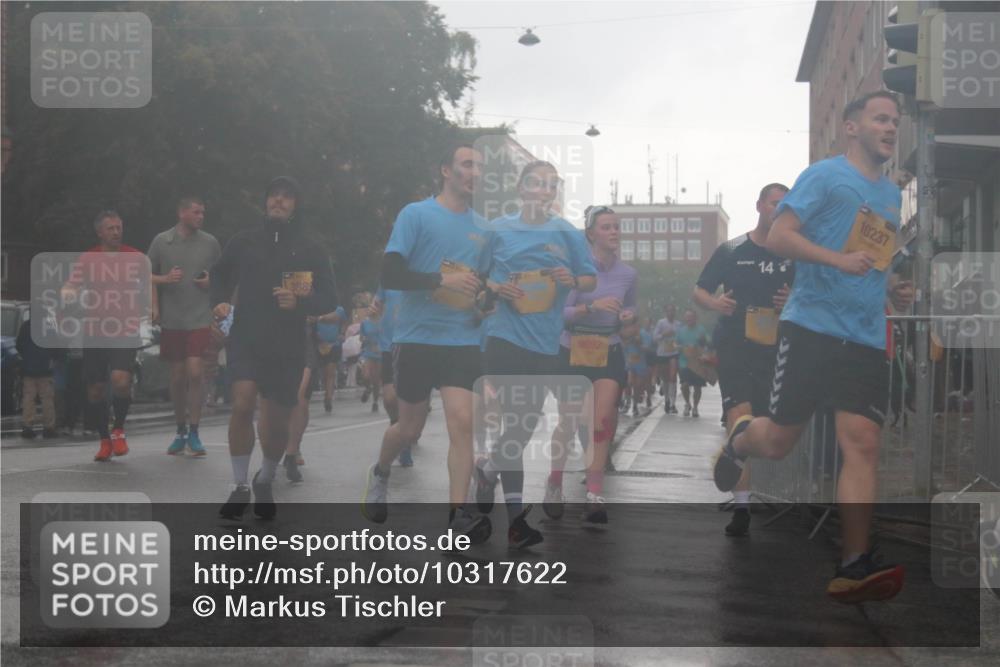 13.09.2026 - Kiel Lauf Markus Tischler http://msf.ph/oto/10317622 13.09.2026 10:48:21 Fleethörn 3889, 9092, 14, 10237 meine-sportfotos.de