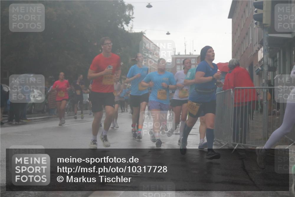13.09.2026 - Kiel Lauf Markus Tischler http://msf.ph/oto/10317728 13.09.2026 10:48:29 Fleethörn 11545, 12092, 1737 meine-sportfotos.de