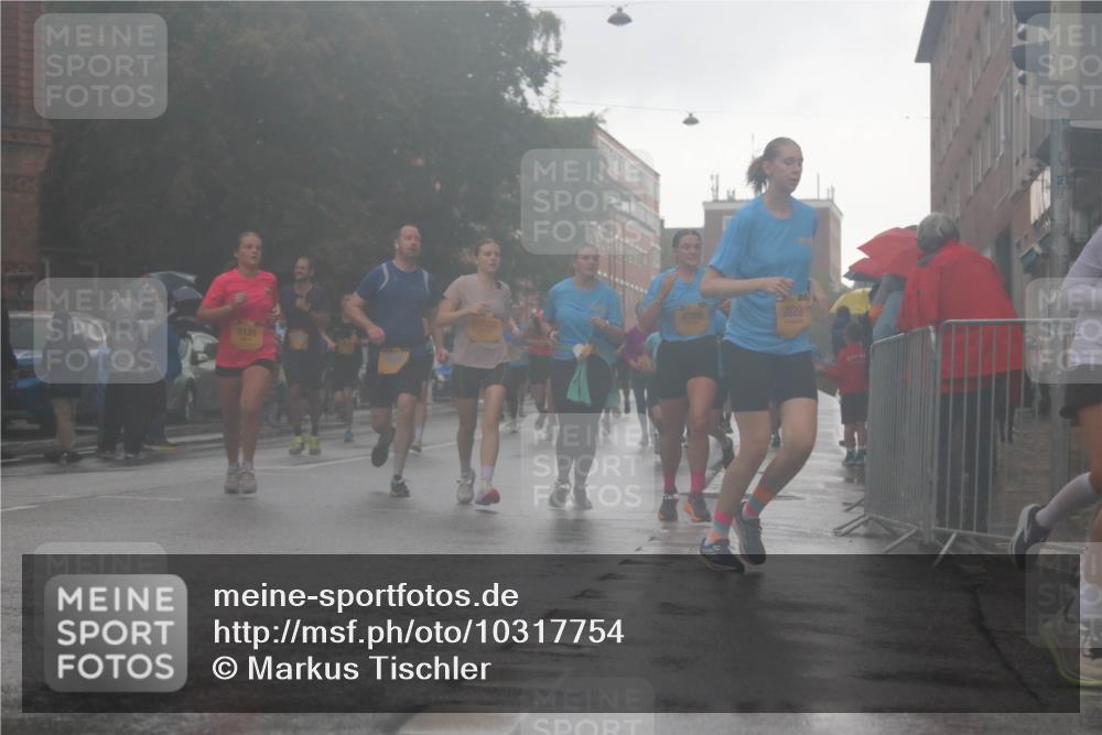 13.09.2026 - Kiel Lauf Markus Tischler http://msf.ph/oto/10317754 13.09.2026 10:48:30 Fleethörn 8131, 3929 meine-sportfotos.de