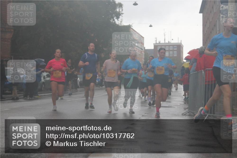 13.09.2026 - Kiel Lauf Markus Tischler http://msf.ph/oto/10317762 13.09.2026 10:48:31 Fleethörn 10028, 8131, 8768, 3929 meine-sportfotos.de
