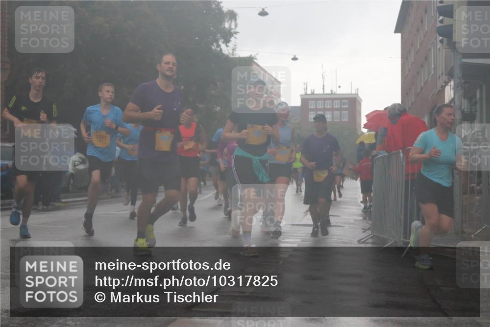 13.09.2026 - Kiel Lauf Markus Tischler http://msf.ph/oto/10317825 13.09.2026 10:48:35 Fleethörn 2530, 1921 meine-sportfotos.de
